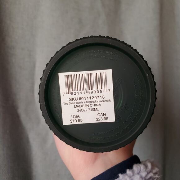 STARBUCKS STUDDED MATTE DARK FOREST GREEN VENTI TUMBLER NWT VALENTINE'S DAY 2022 - Picture 4 of 10